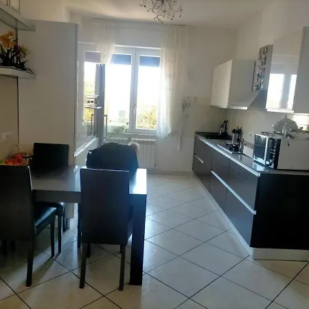 Civico 4 アパート セニガッリア